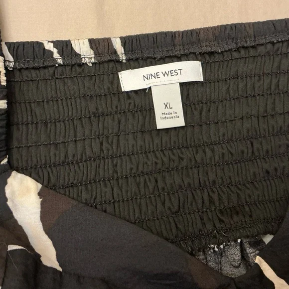 Nine West Women's Short Sleeved Top, Size XL - Picture 2 of 3